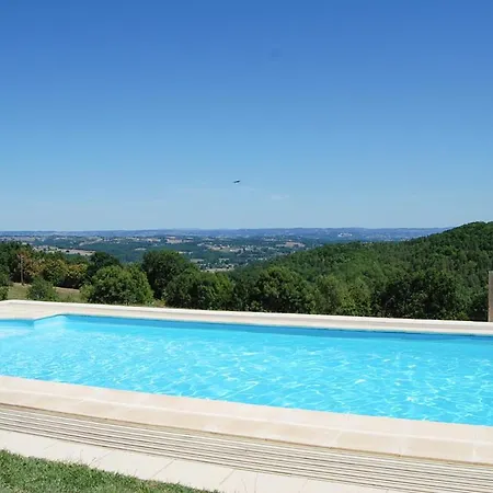 Grezes Sleeps 6 Pool Wifi וילה